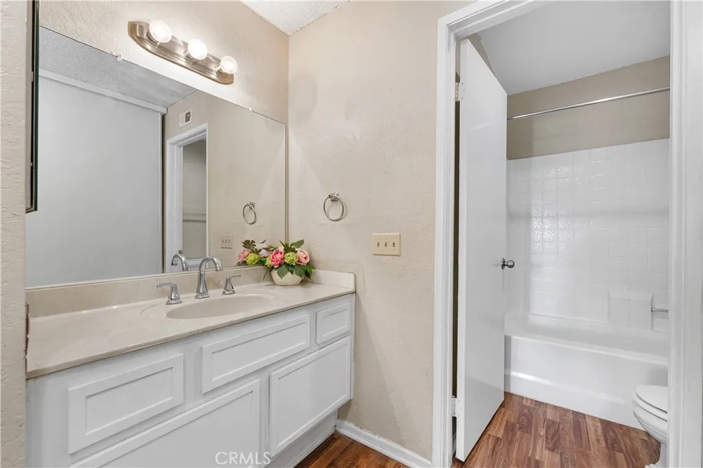 2554 Olive 101, Palmdale, California 93550 home-pic-19