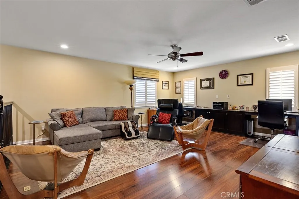 27323 Rose Mallow Lane, Canyon Country, California 91387 home-pic-24