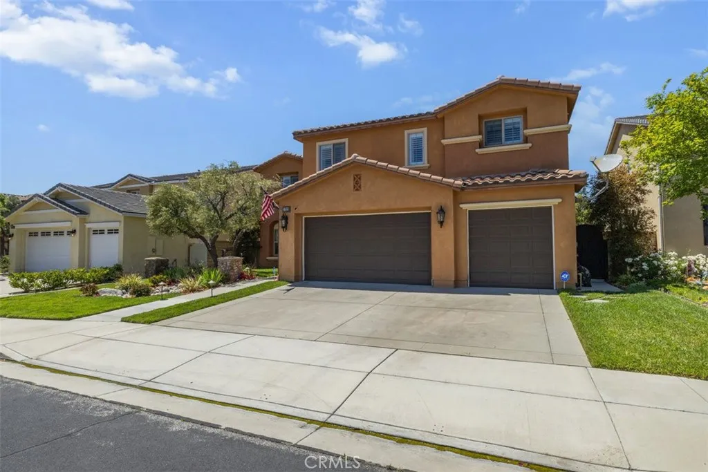 27323 Rose Mallow Lane, Canyon Country, California 91387 home-pic-2