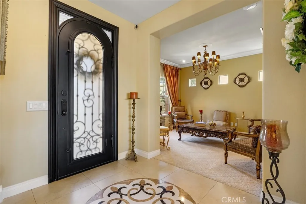 27323 Rose Mallow Lane, Canyon Country, California 91387 home-pic-4