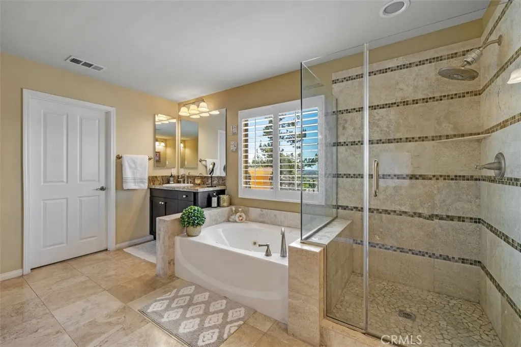 27323 Rose Mallow Lane, Canyon Country, California 91387 home-pic-36