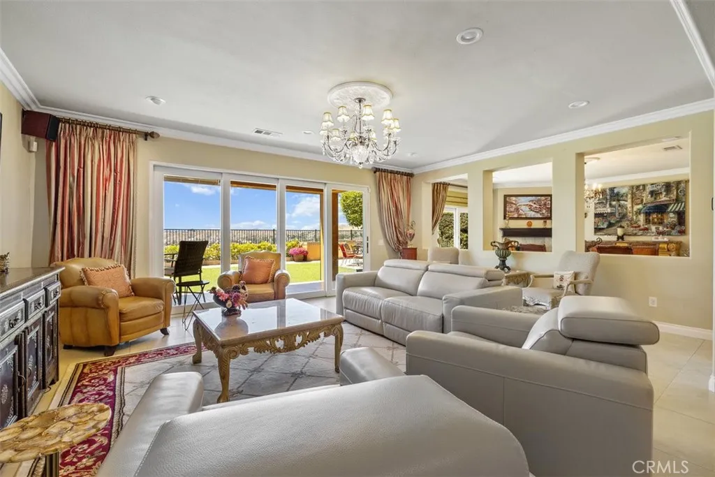 27323 Rose Mallow Lane, Canyon Country, California 91387 home-pic-9