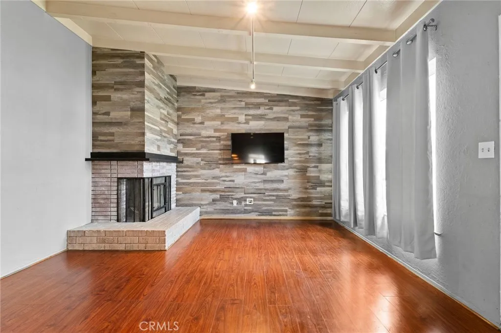 9952 Catawba, Fontana, California 92335 home-pic-6