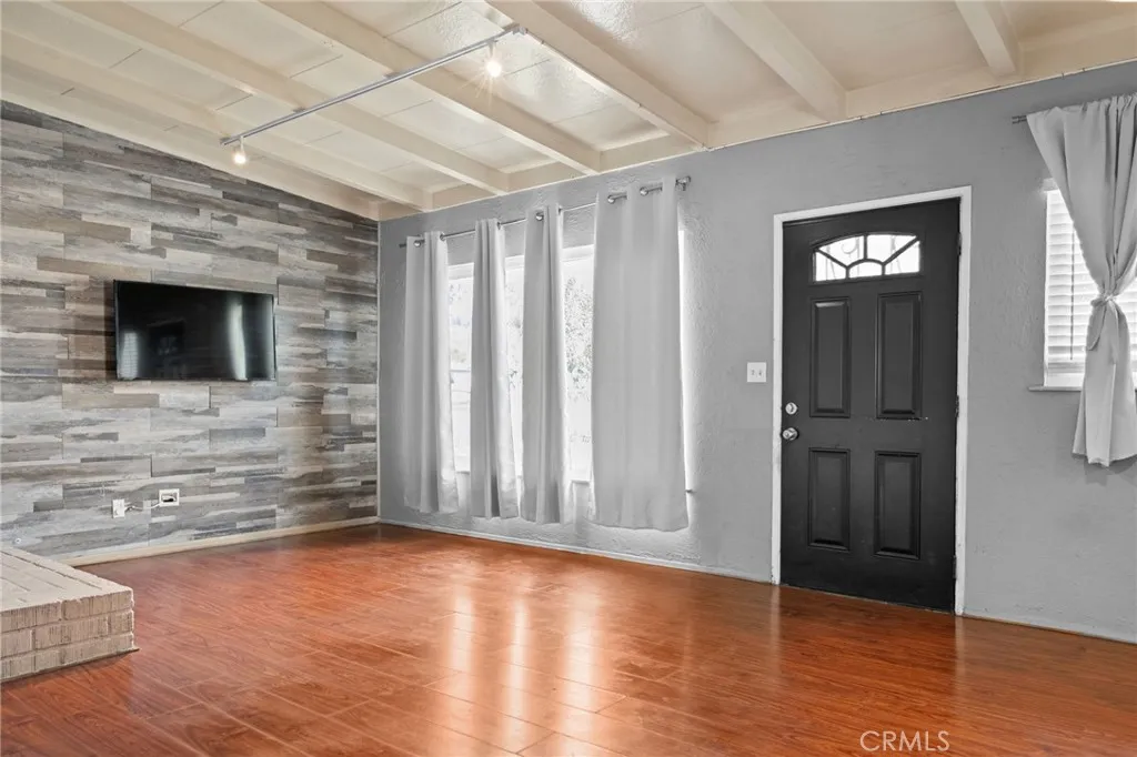 9952 Catawba, Fontana, California 92335 home-pic-8