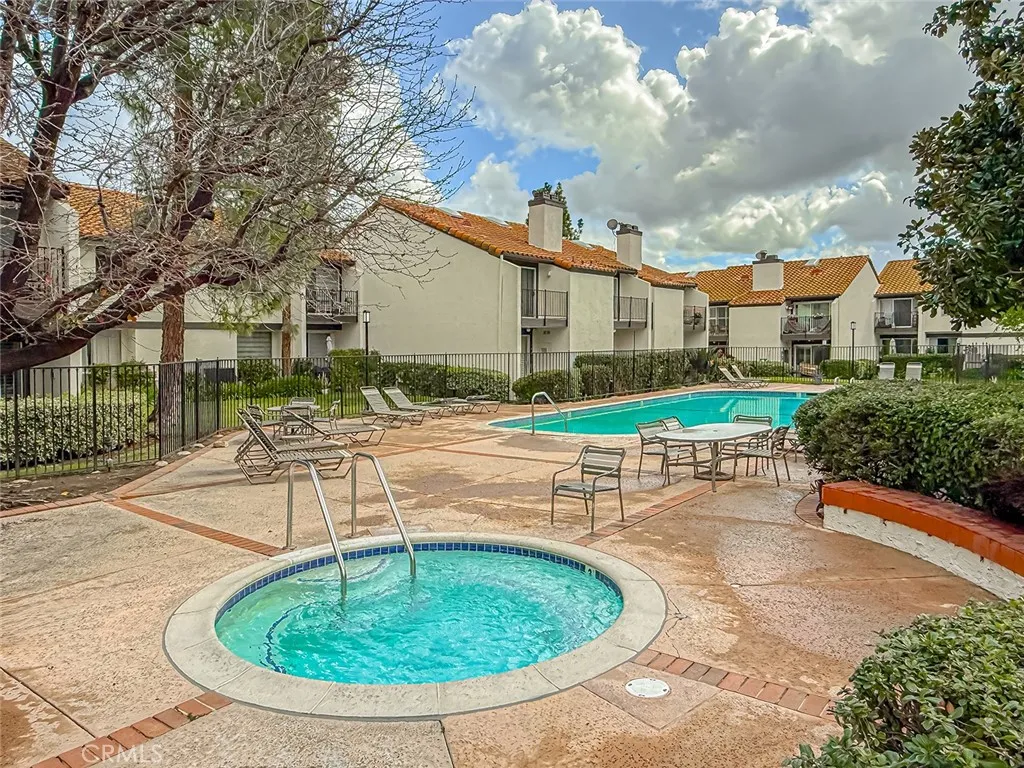 5542 Las Virgenes Road 97, Calabasas, California 91302 home-pic-48