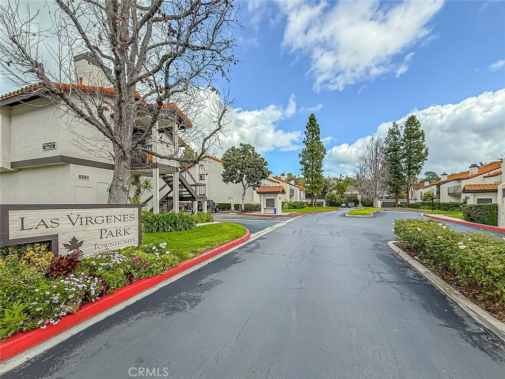 5542 Las Virgenes Road 97, Calabasas, California 91302 home-pic-1