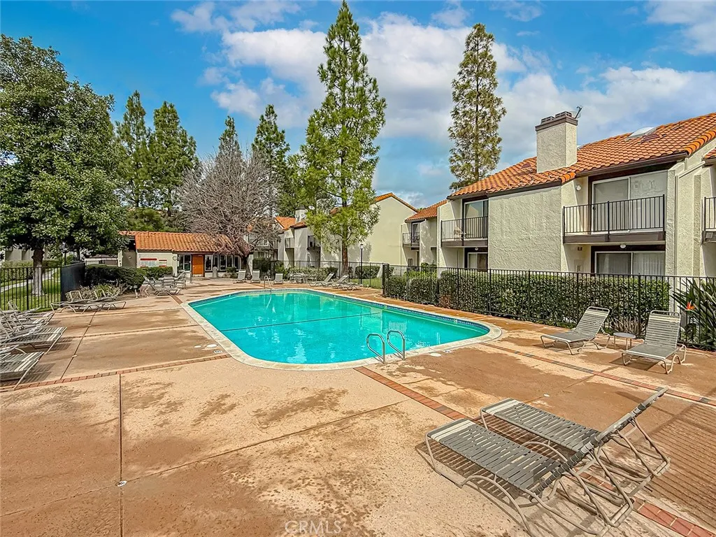 5542 Las Virgenes Road 97, Calabasas, California 91302 home-pic-49