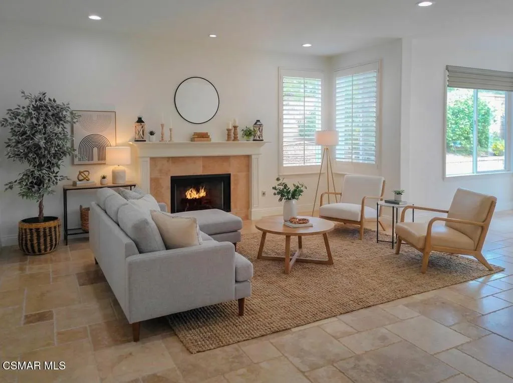 6438 Deerbrook Road, Oak Park, California 91377 home-pic-12