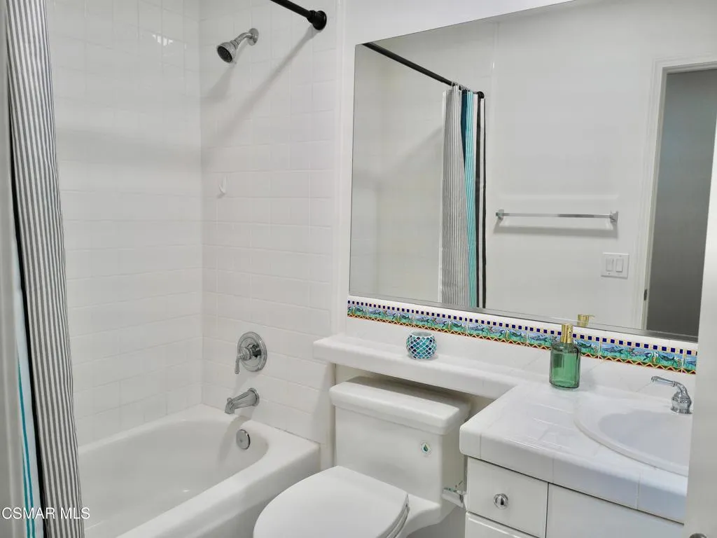 6438 Deerbrook Road, Oak Park, California 91377 home-pic-18