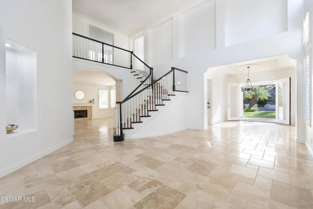 6438 Deerbrook Road, Oak Park, California 91377 home-pic-7