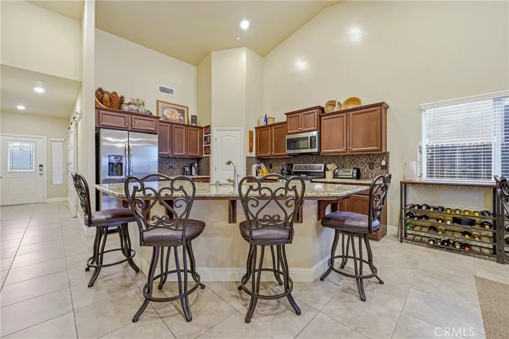 713 Ironstone Drive, Merced, California 95348 home-pic-12