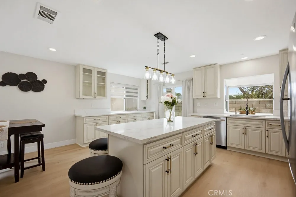 11484 Lime Orchard, Fontana, California 92337 home-pic-9