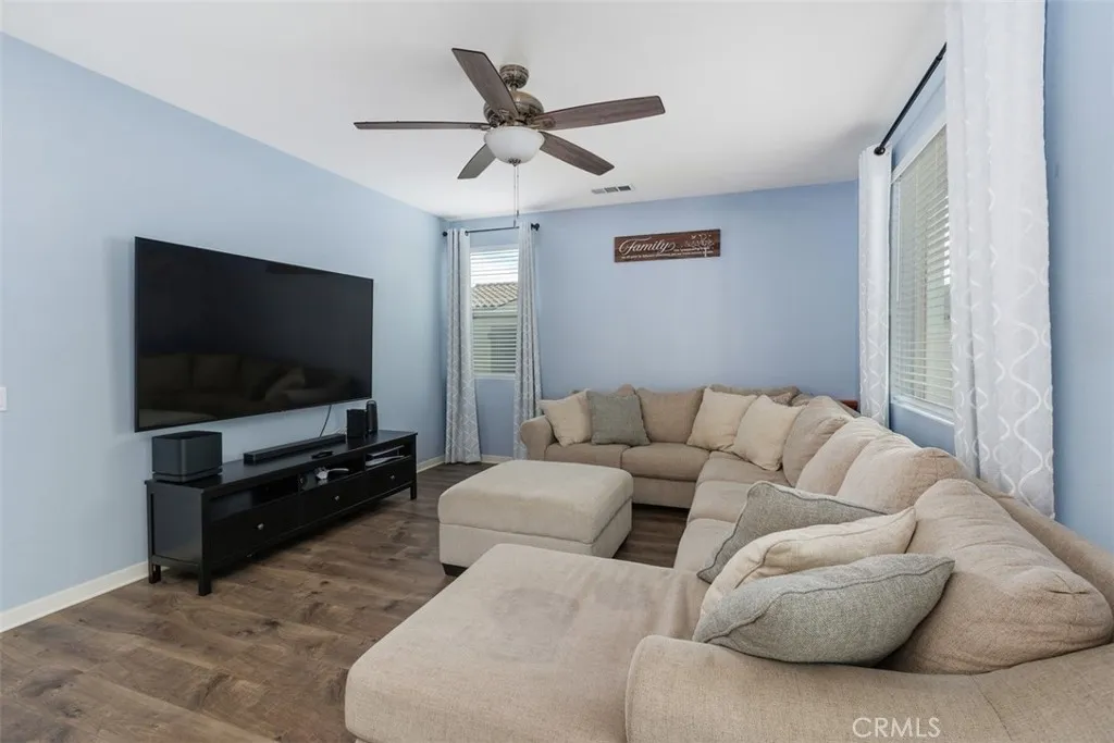 31103 Pepperbush Circle, Winchester, California 92596 home-pic-11