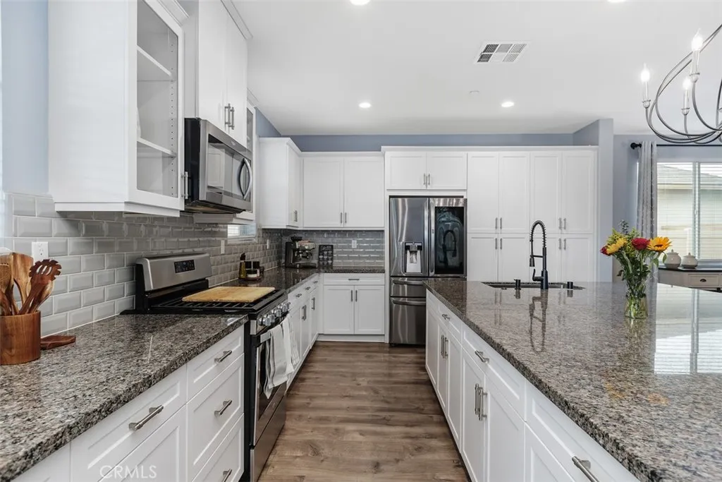 31103 Pepperbush Circle, Winchester, California 92596 home-pic-17