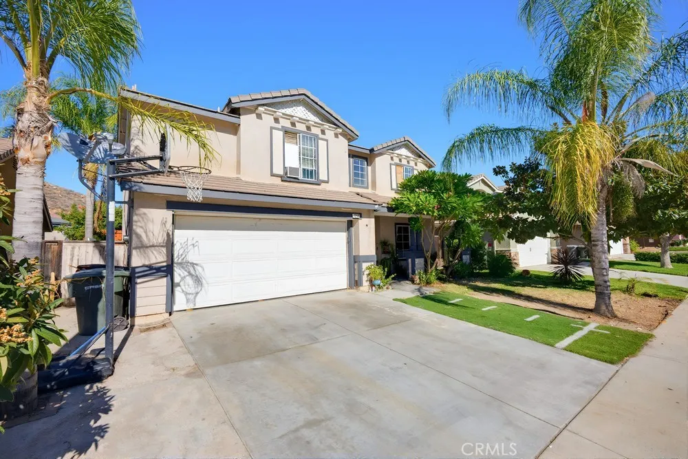 1216 Lilac Ridge Drive, Perris, California 92571 home-pic-2