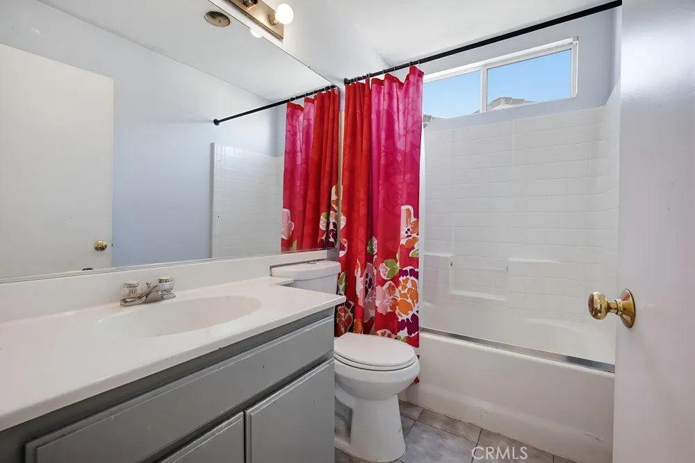 1216 Lilac Ridge Drive, Perris, California 92571 home-pic-30