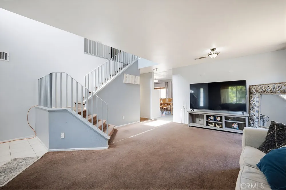 1216 Lilac Ridge Drive, Perris, California 92571 home-pic-10