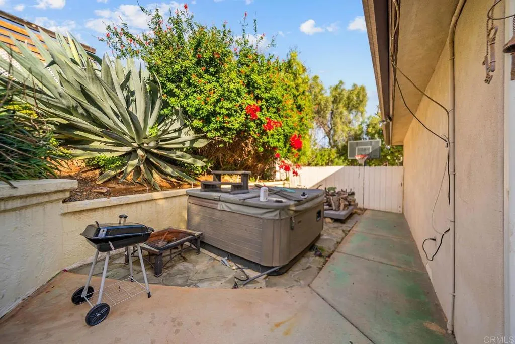 10820 Dutton Drive, La Mesa, California 91941 home-pic-29