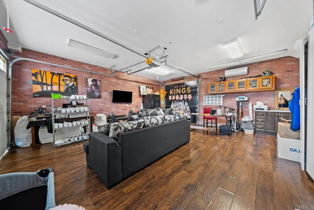 10820 Dutton Drive, La Mesa, California 91941 home-pic-11