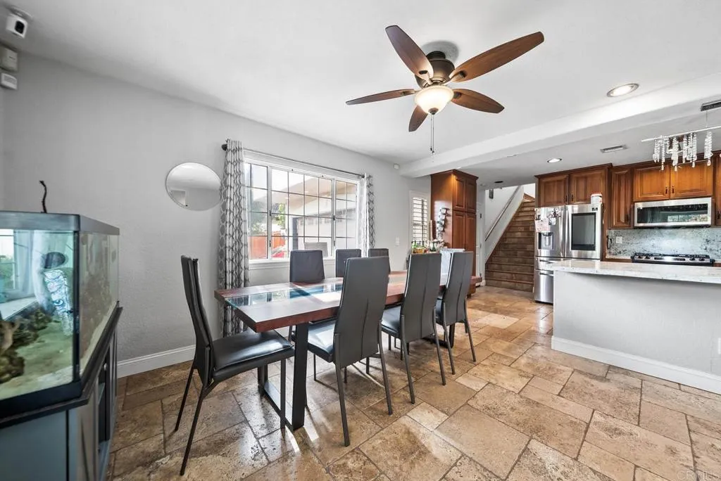 10820 Dutton Drive, La Mesa, California 91941 home-pic-3