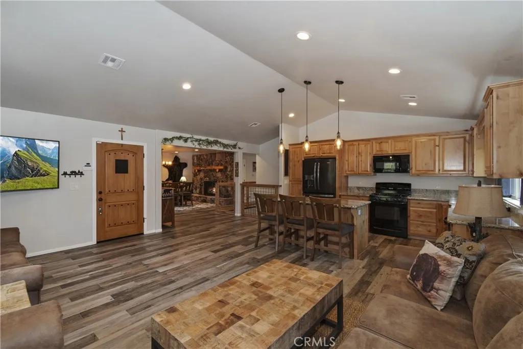 42527 Willow, Big Bear Lake, California 92315 home-pic-17