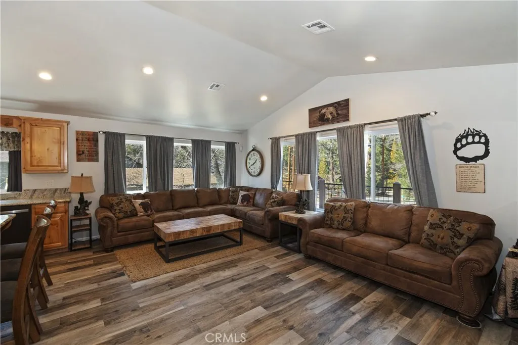 42527 Willow, Big Bear Lake, California 92315 home-pic-16