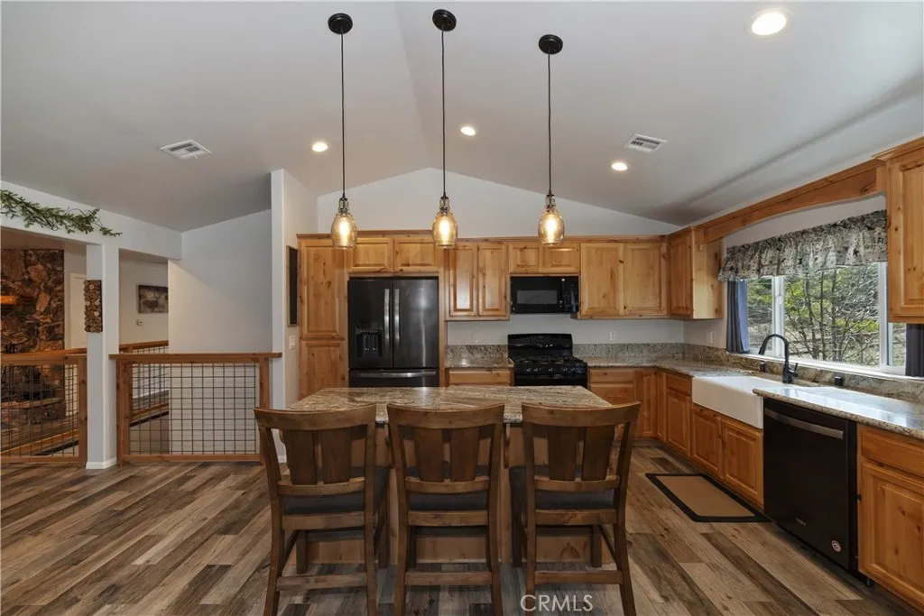 42527 Willow, Big Bear Lake, California 92315 home-pic-18