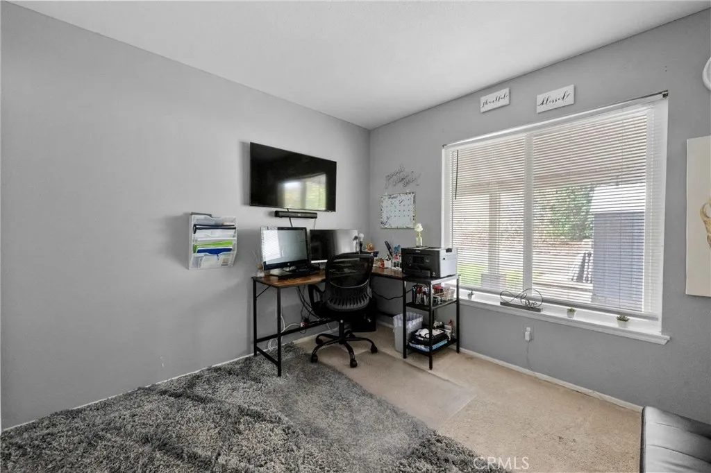 3684 Veronica Court, Rialto, California 92377 home-pic-48