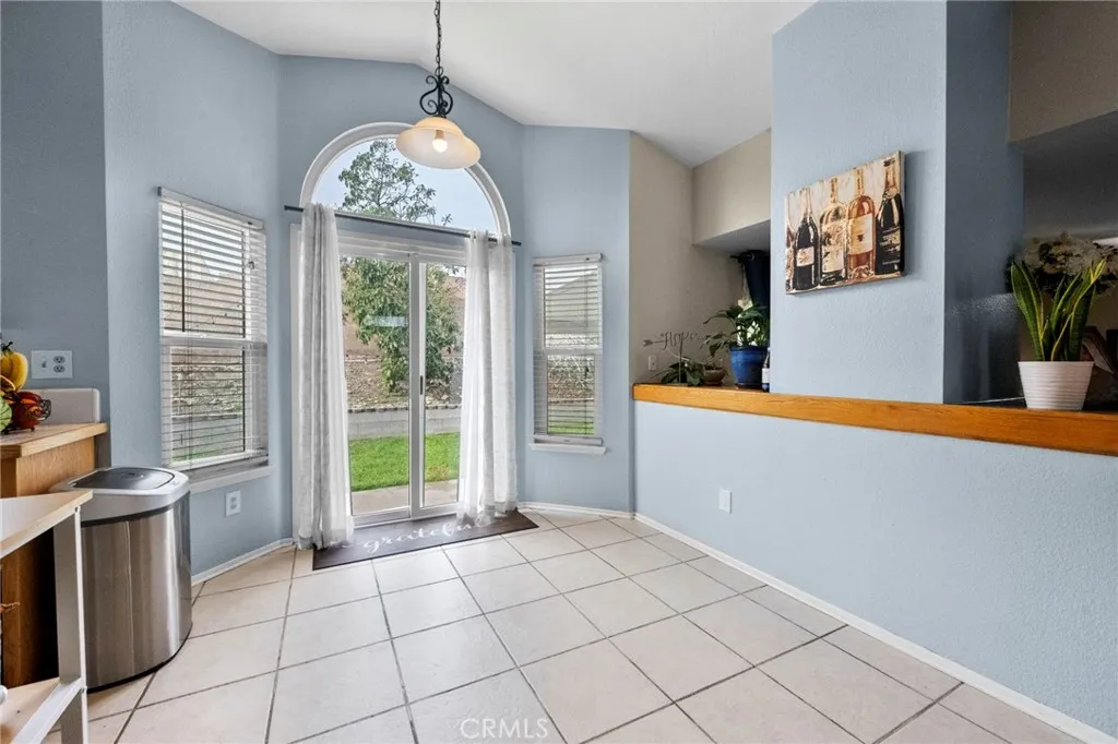 3684 Veronica Court, Rialto, California 92377 home-pic-36
