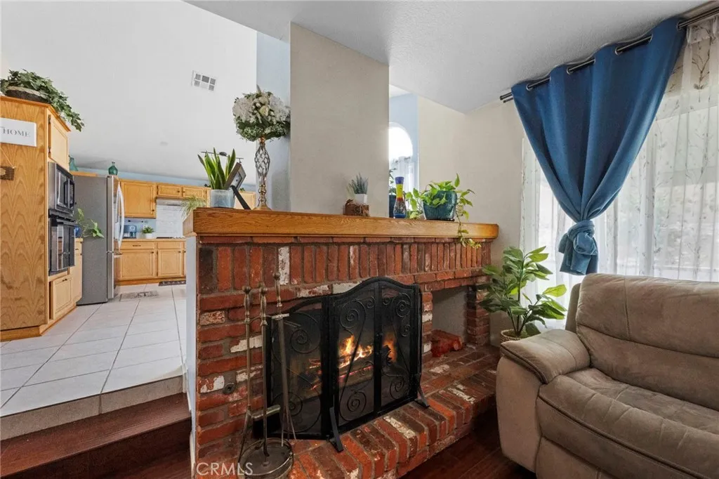 3684 Veronica Court, Rialto, California 92377 home-pic-44