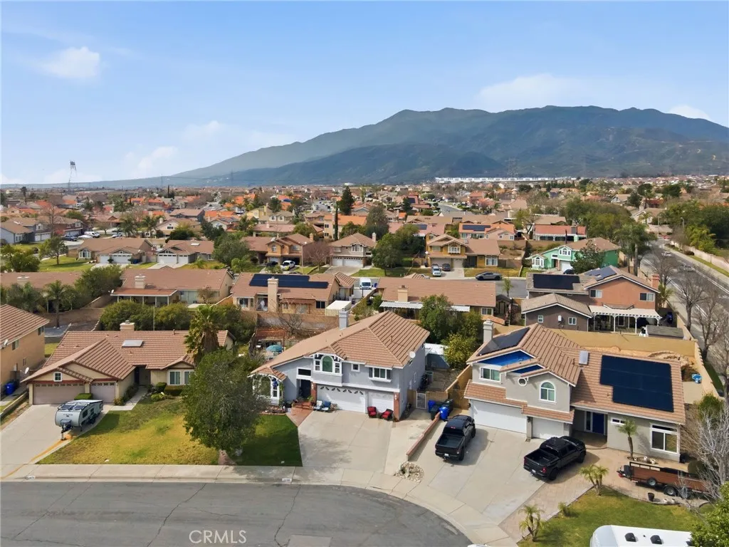 3684 Veronica Court, Rialto, California 92377 home-pic-75