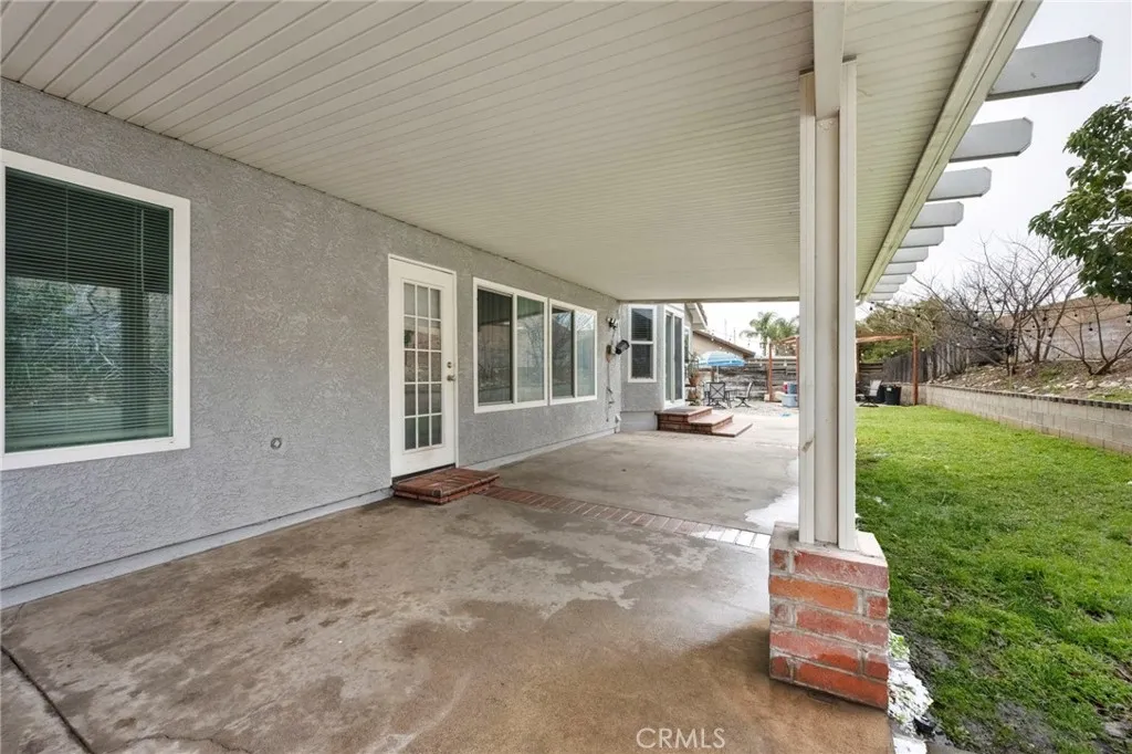 3684 Veronica Court, Rialto, California 92377 home-pic-56