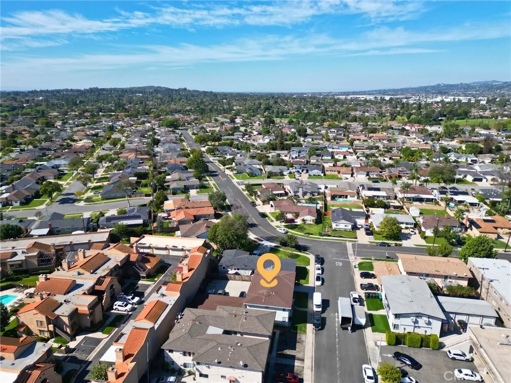 114 Juniper, Brea, California 92821 home-pic-2
