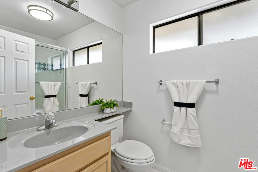 265 W California Boulevard 1, Pasadena, California 91105 home-pic-26
