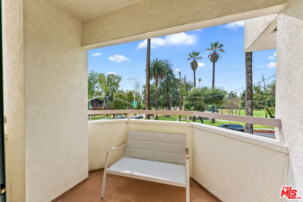 265 W California Boulevard 1, Pasadena, California 91105 home-pic-21