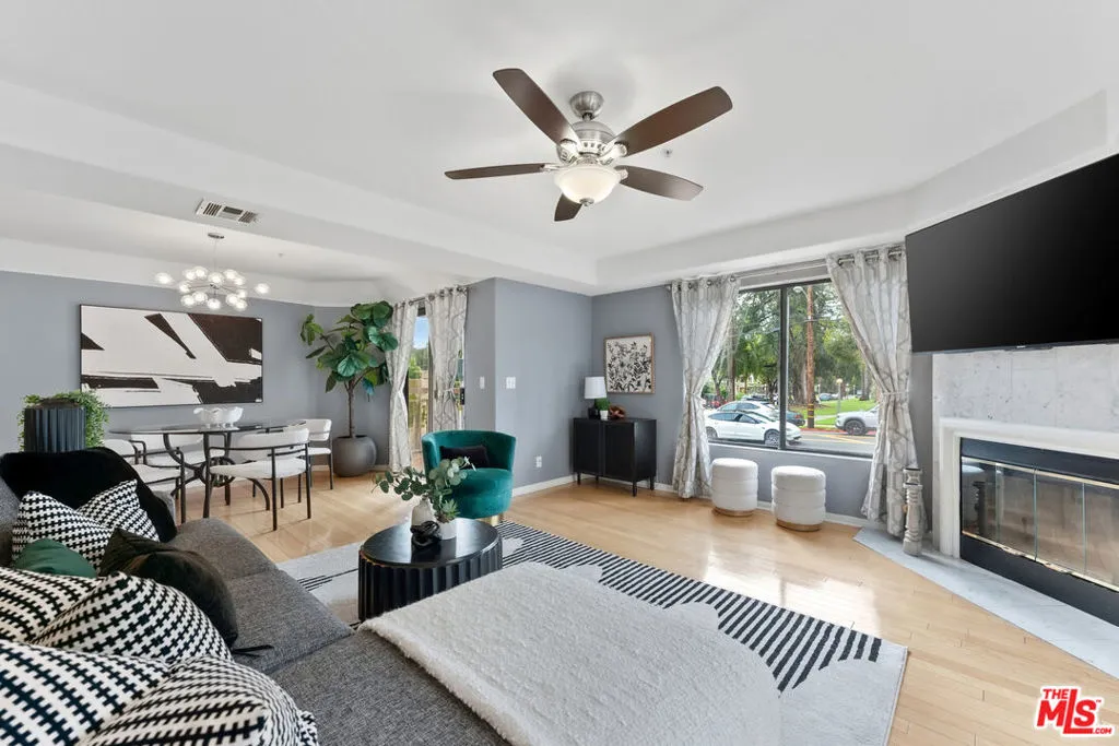 265 W California Boulevard 1, Pasadena, California 91105 home-pic-10