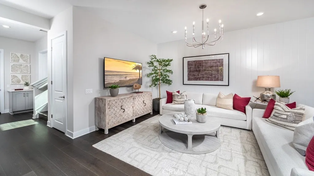 95 Interval, Irvine, California 92618 home-pic-5