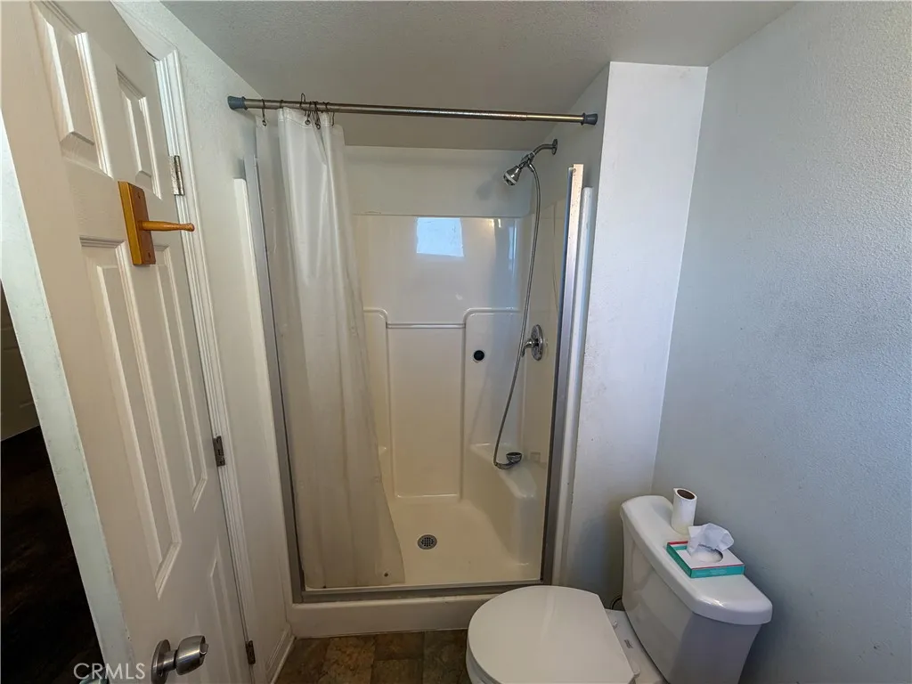 200 E Charlotte, Anaheim, California 92805 home-pic-46