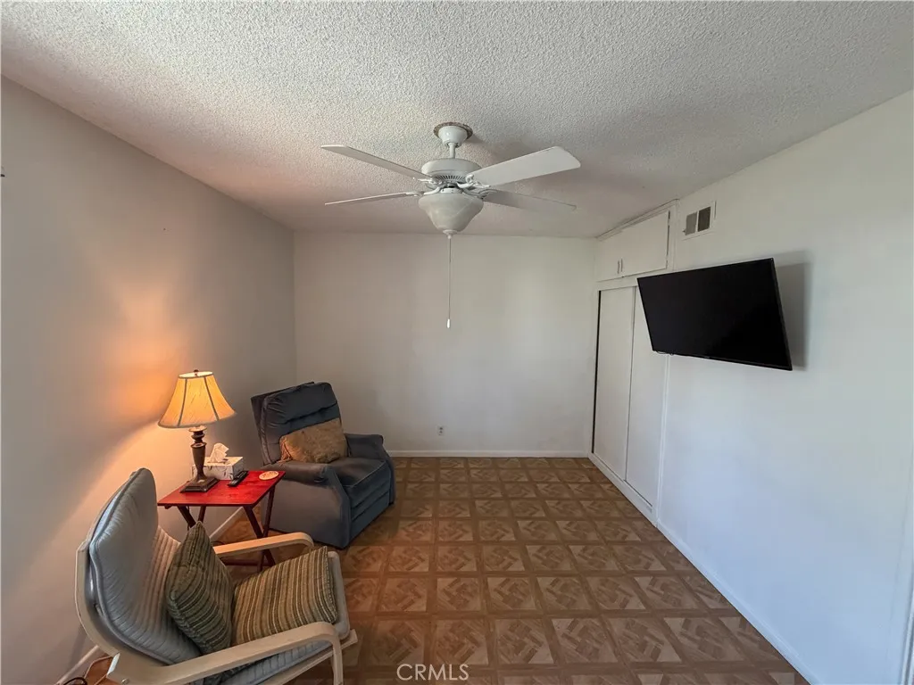 200 E Charlotte, Anaheim, California 92805 home-pic-34