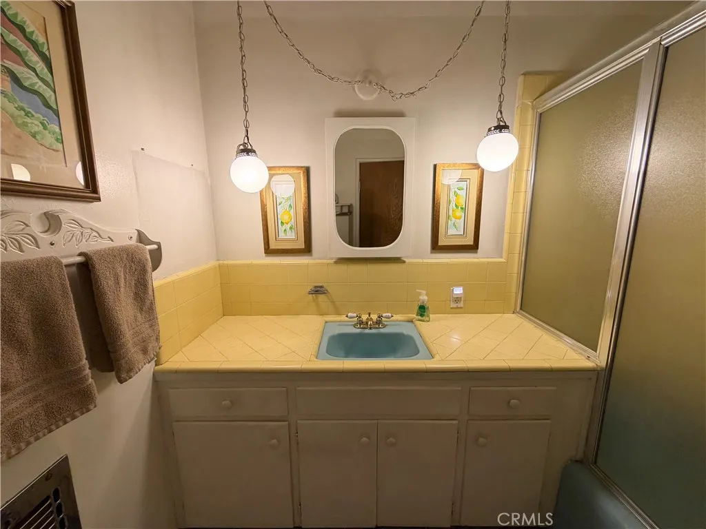 200 E Charlotte, Anaheim, California 92805 home-pic-31
