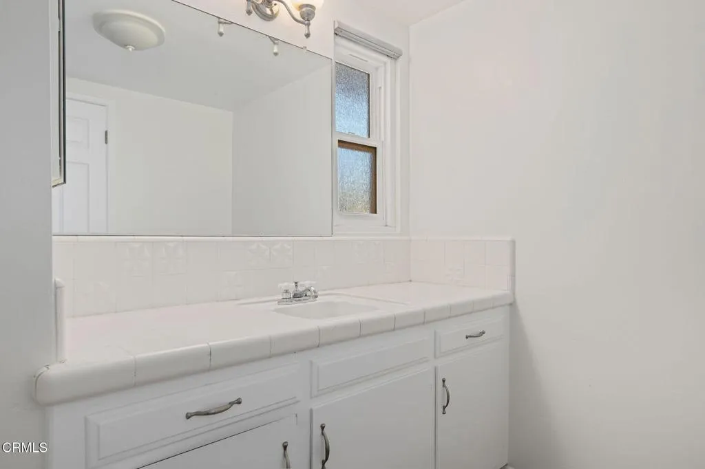 5632 Pembroke Street, Ventura, California 93003 home-pic-30