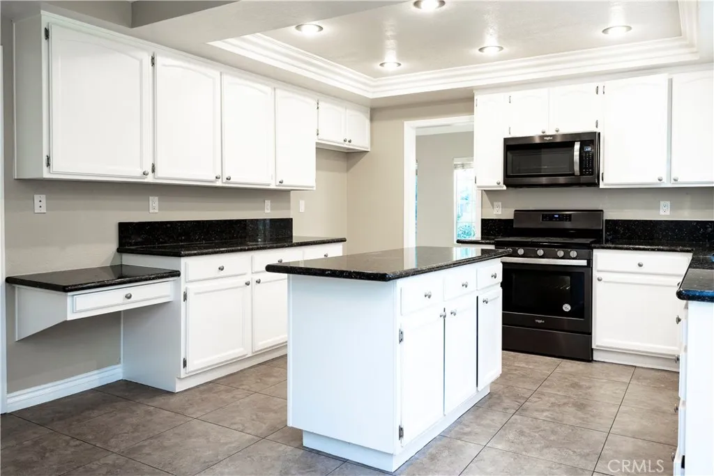 7740 Jack Rabbit, Highland, California 92346 home-pic-17