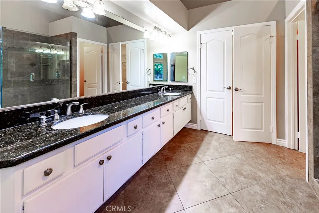 7740 Jack Rabbit, Highland, California 92346 home-pic-32