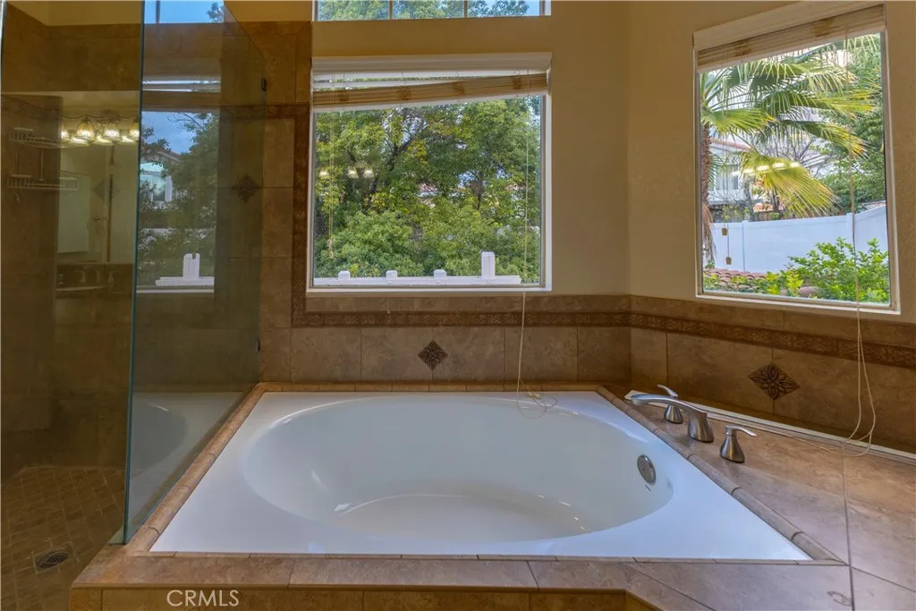 7740 Jack Rabbit, Highland, California 92346 home-pic-30