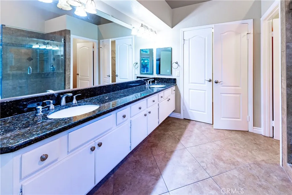 7740 Jack Rabbit, Highland, California 92346 home-pic-33