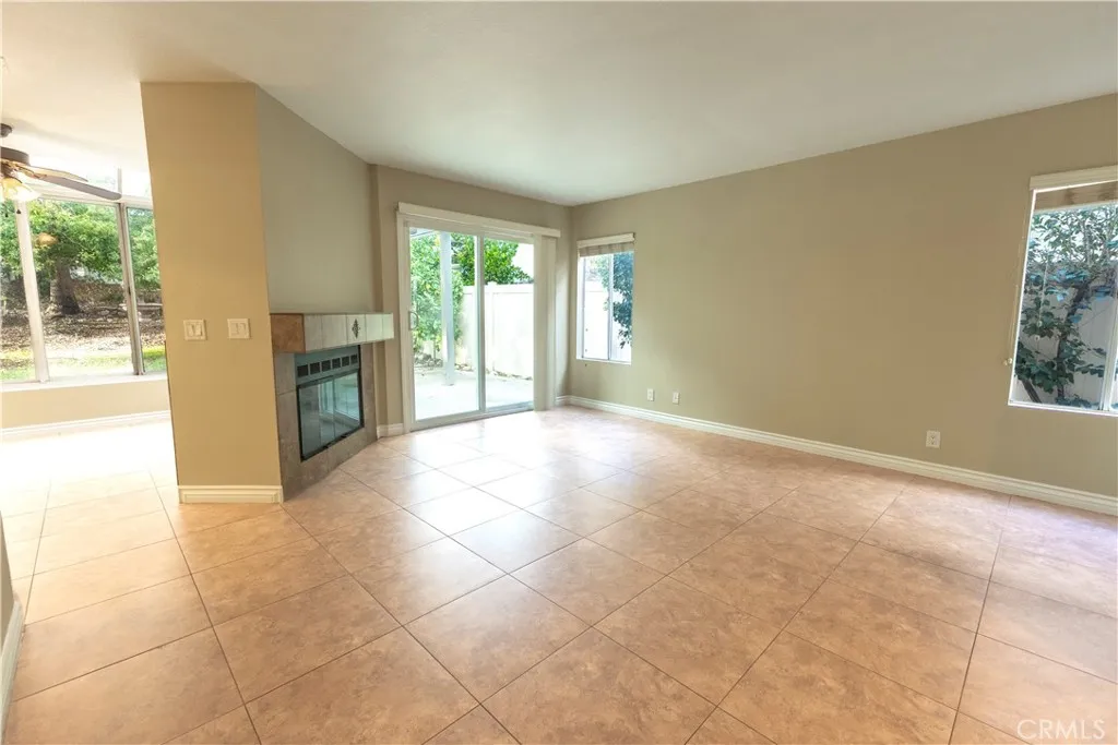 7740 Jack Rabbit, Highland, California 92346 home-pic-14
