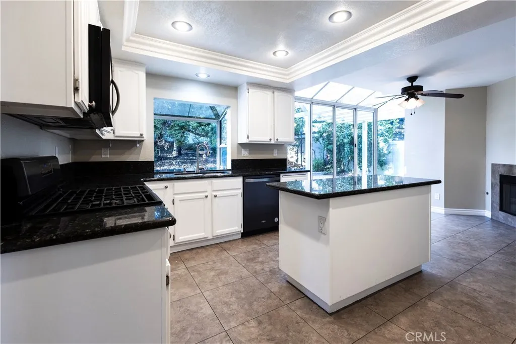 7740 Jack Rabbit, Highland, California 92346 home-pic-19