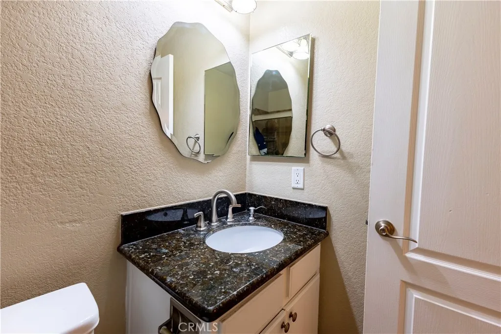 7740 Jack Rabbit, Highland, California 92346 home-pic-23