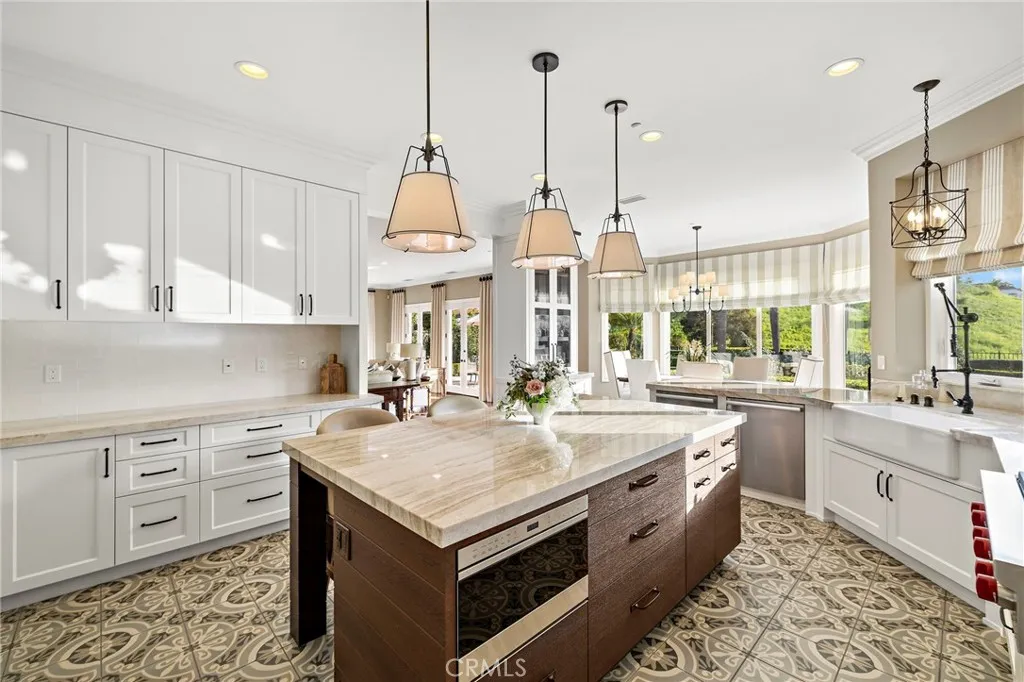 25282 Derbyhill, Laguna Hills, California 92653 home-pic-18