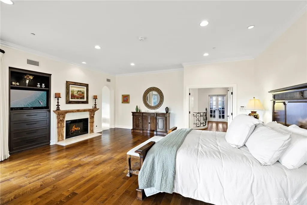 25282 Derbyhill, Laguna Hills, California 92653 home-pic-40